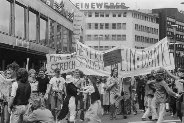 Fotos vom 1. CSD am 30.6.1979, Quelle: Nachlass Anke Rixa Hansen / Vedant,Spinnboden Lesbenarchiv & Bibliothek e.V.