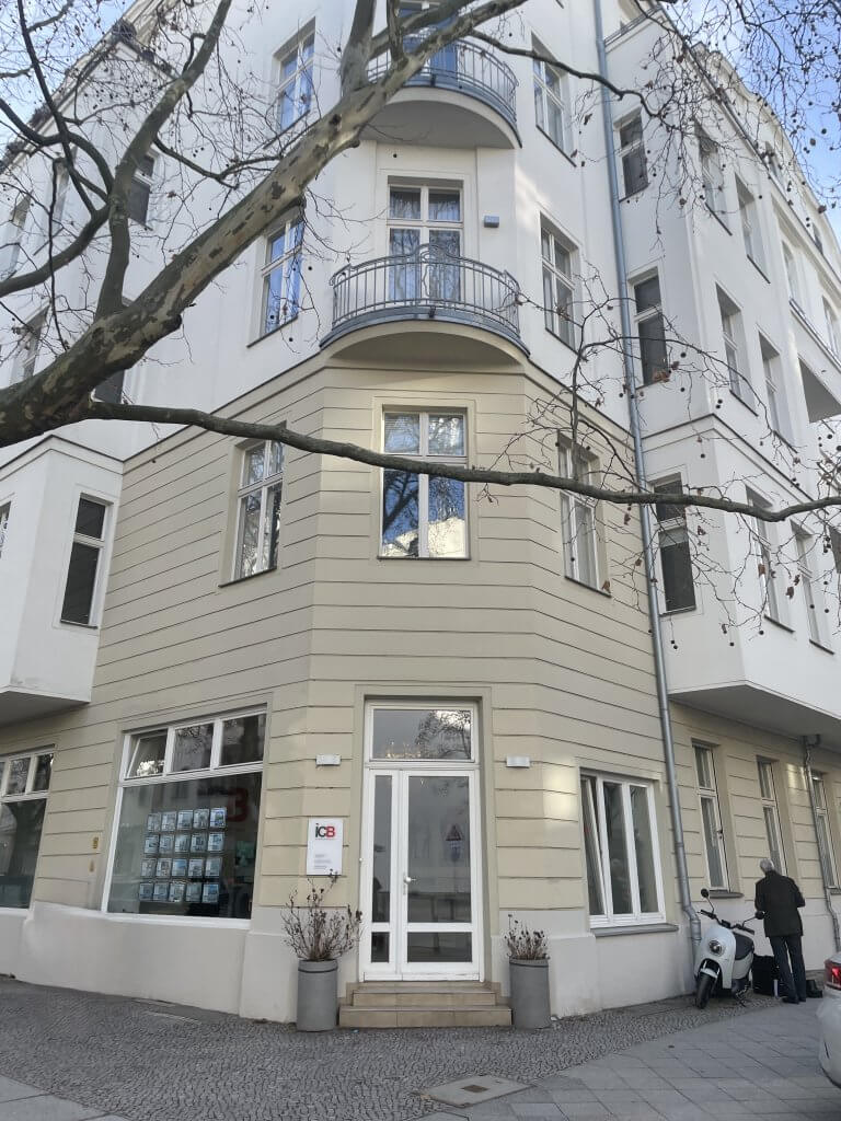 #95 - Berliner Aids-Hilfe, 1. Treffpunkt und Beratungsraum ab 1984 noch vor Gründung des Vereins 1985, Niebuhrstraße 72, Berlin-Charlottenburg