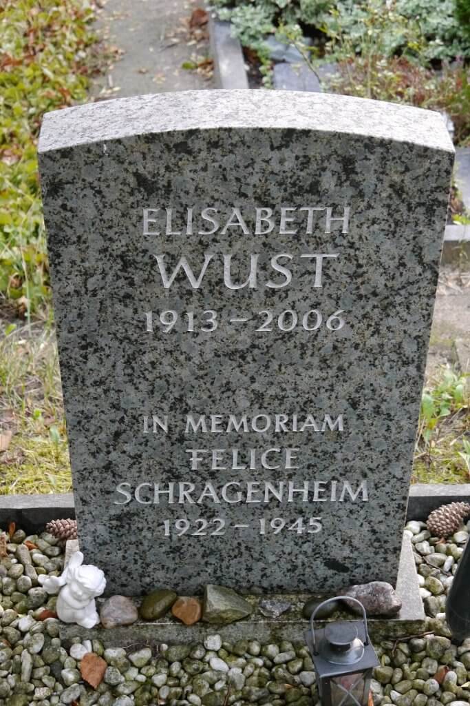 Grabstein Elisabeth „Lilly“ Wust, Friedhof / cementary der/of Giesensdorfer Dorfkirche, Quelle Eigenwerk, CC BY-SA 3.0