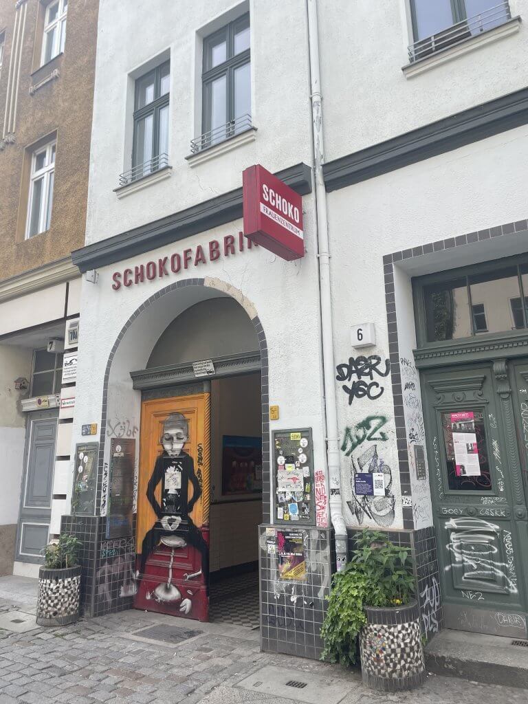 #74 – Frauenzentrum / Women's Center Schokofabrik, Ort von Lorde's Lesungen & Workshops / venue for Lorde's readings & workshops, Mariannenstr. 6, Quelle: R. Nasemann, CC BY 4.0